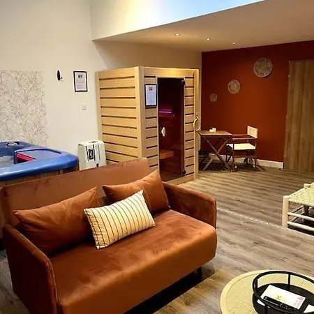 La Suite, Avec Jacuzzi & Sauna Lejlighed Muret