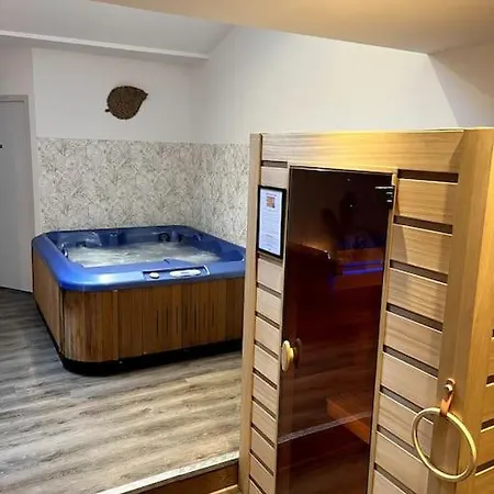 La Suite, Avec Jacuzzi & Sauna Muret